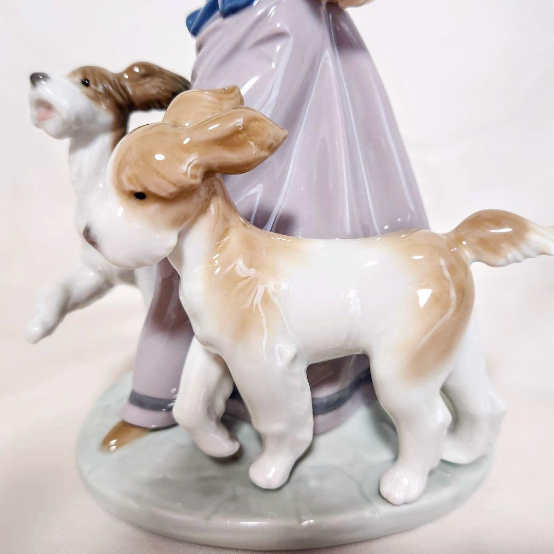 リヤドロ【美品】フィギュリン《少女と犬》No.5761