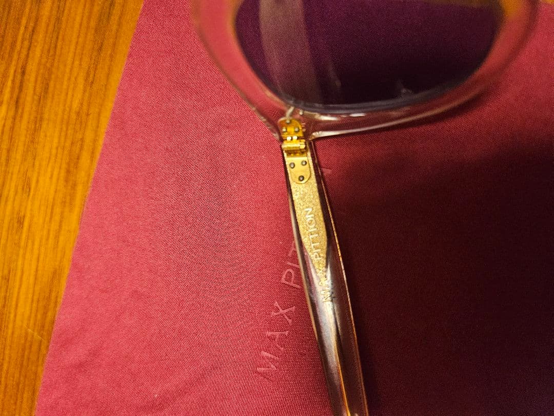 max pittion クリアフレーム ブルーレンズ サングラス - 小物卸売り