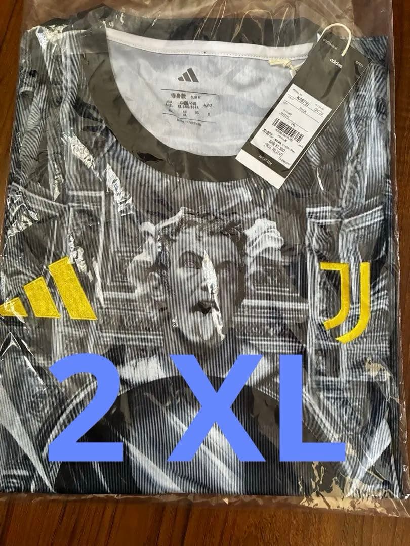 ユベントス　プレマッチ　ジャージ　アディダス