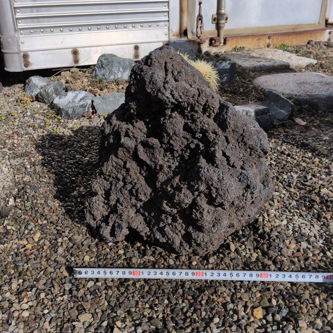 富士　溶岩石　49キロ　庭石　鑑賞石 石　石材　庭　坪庭　ガーデニング