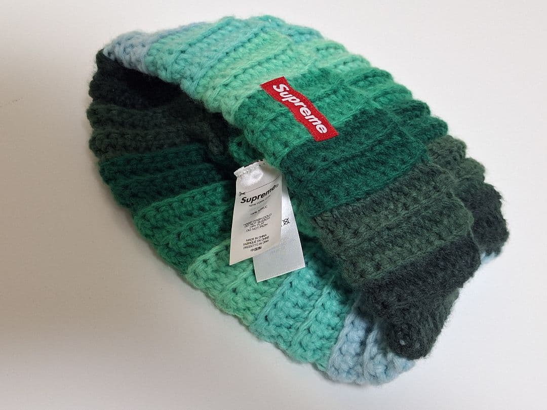 Supreme　Gradient　Crochet　Beanie　\"Green\"