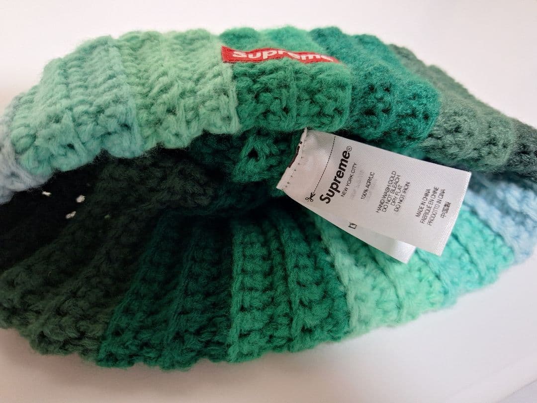 Supreme　Gradient　Crochet　Beanie　\"Green\"