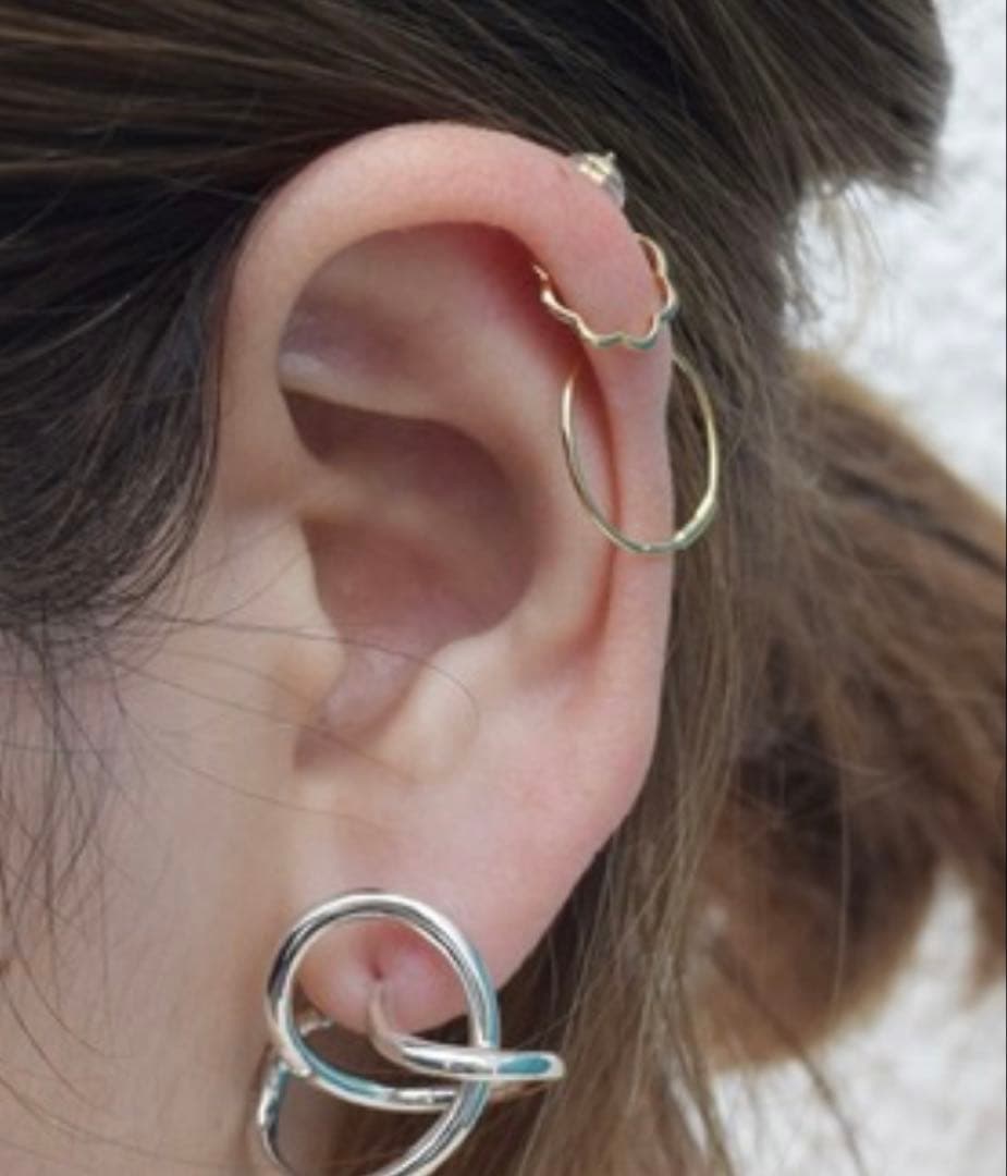 【e.m.】 K18 ゴールド　フープピアス　片耳