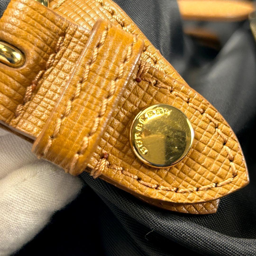 【美品】バーバリー リュック　ナイロン レザー ゴールド金具 　NT刺繍