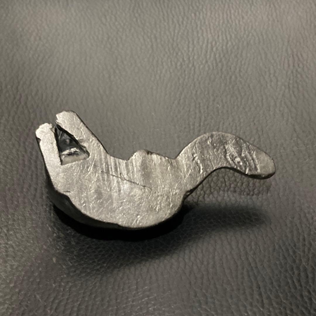 オブシディアン　可愛い犬の彫刻置物　65.6g