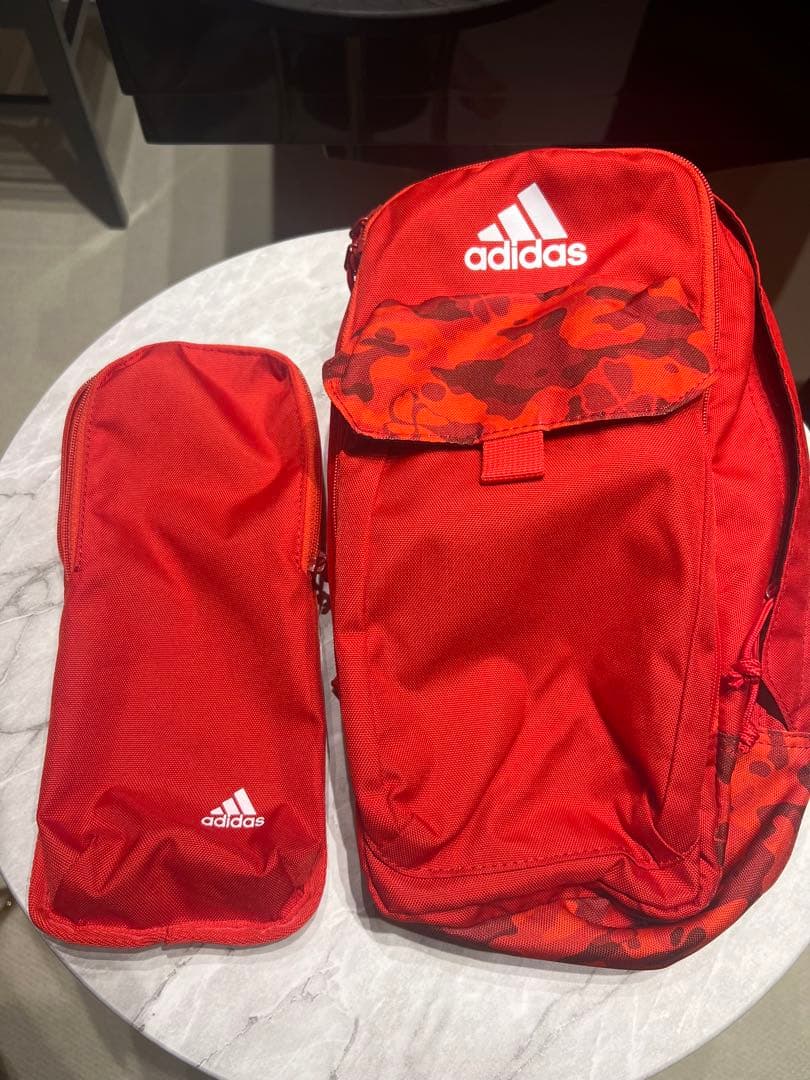 ももいろクローバーZ ももクロ×adidasスペシャルボディバッグ レッド