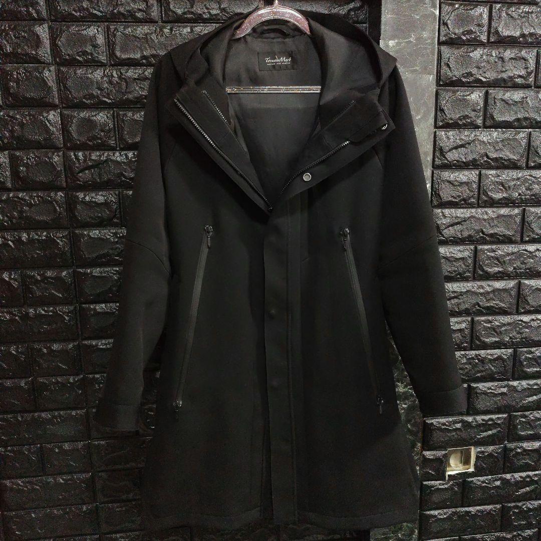 未使用に近いトルネードマート黒４wayフーデッドサイドスリットコート×ジャンパー