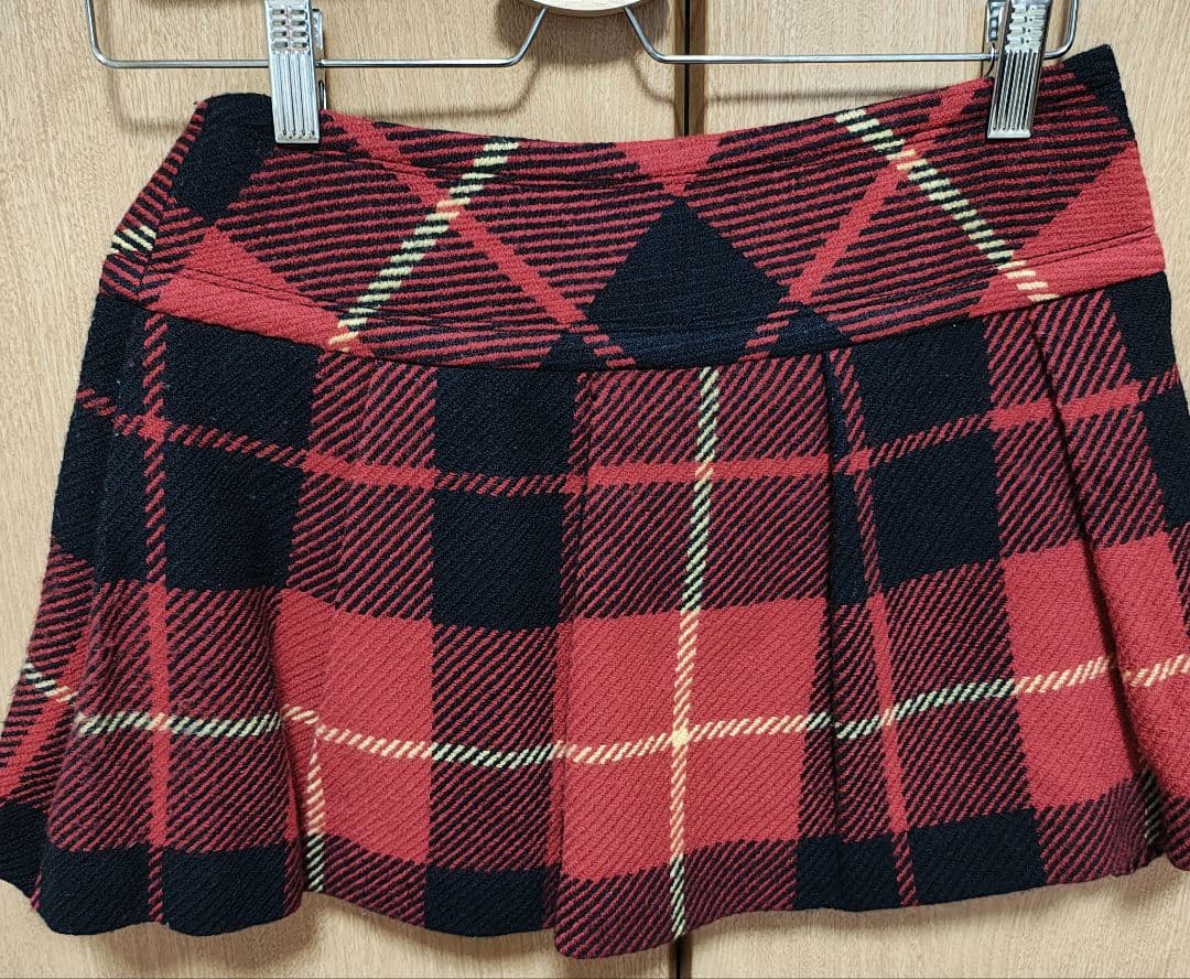 バーバリー ブルーレーベル チェックミニスカート 革ベルト 36 - メルカリ