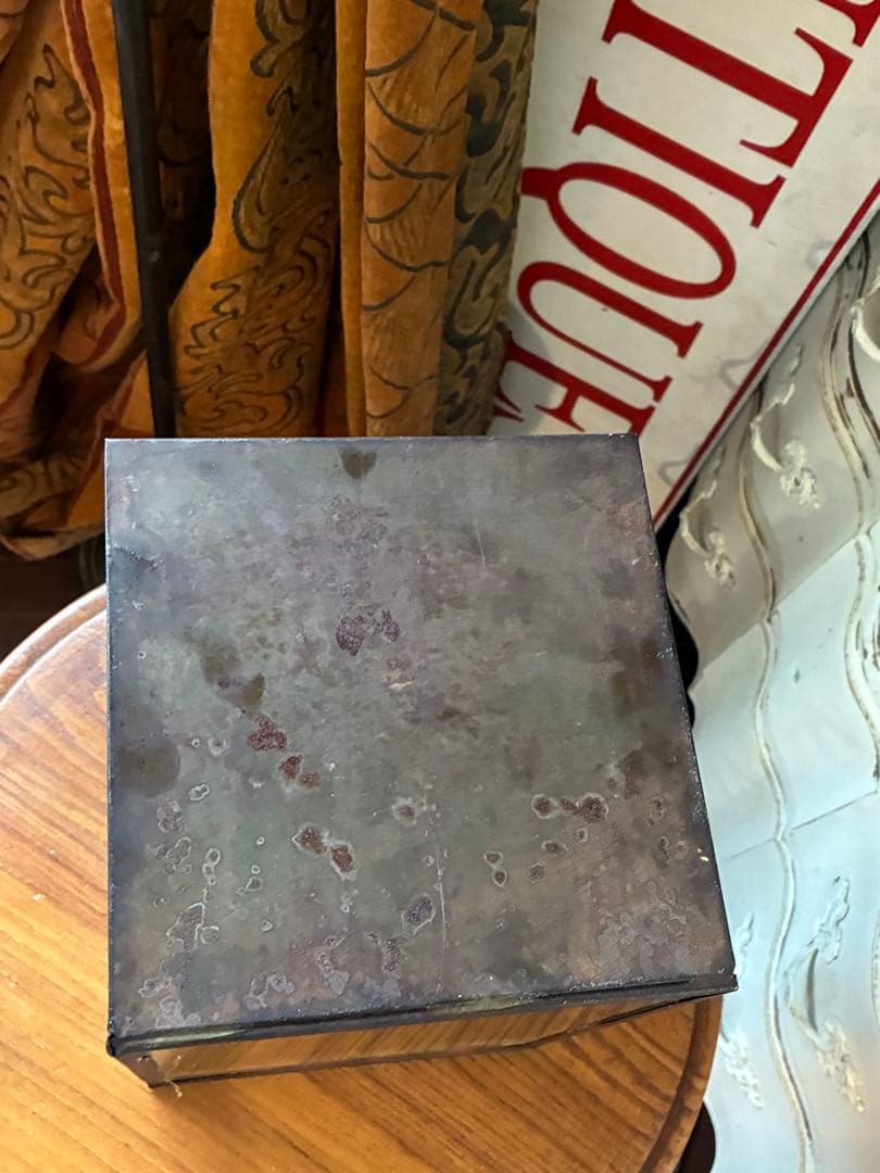 TOMガラス　メタル　ケース　REISMAN PRETZELS アメリカ