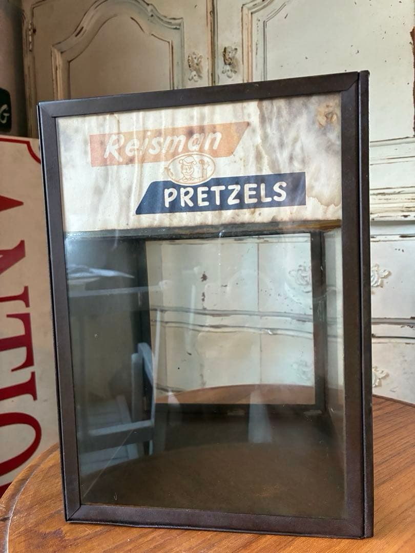 TOMガラス　メタル　ケース　REISMAN PRETZELS アメリカ