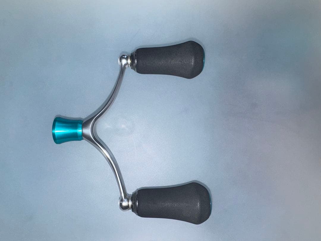 Daiwa 18 エメラルダス AIR LT3000S-CXH エギングリール