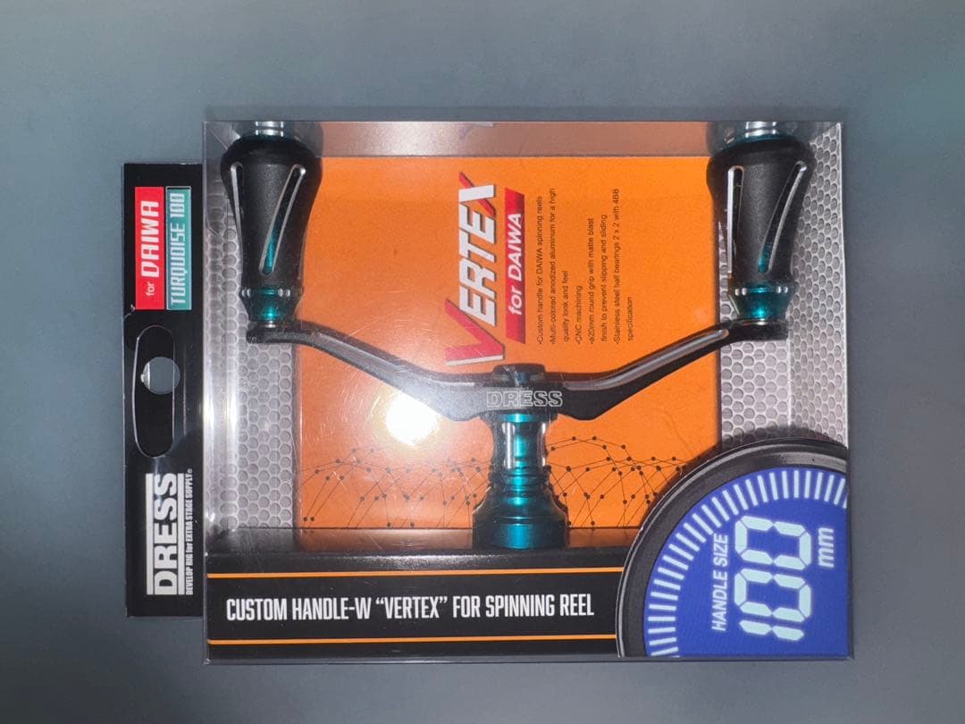 Daiwa 18 エメラルダス AIR LT3000S-CXH エギングリール