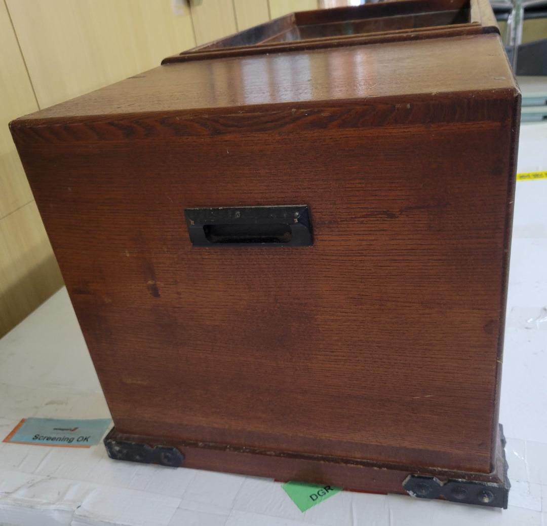 【一点物】昭和レトロなアンティーク木製長火鉢（キセル・炭入れ付き）傷・欠け多め