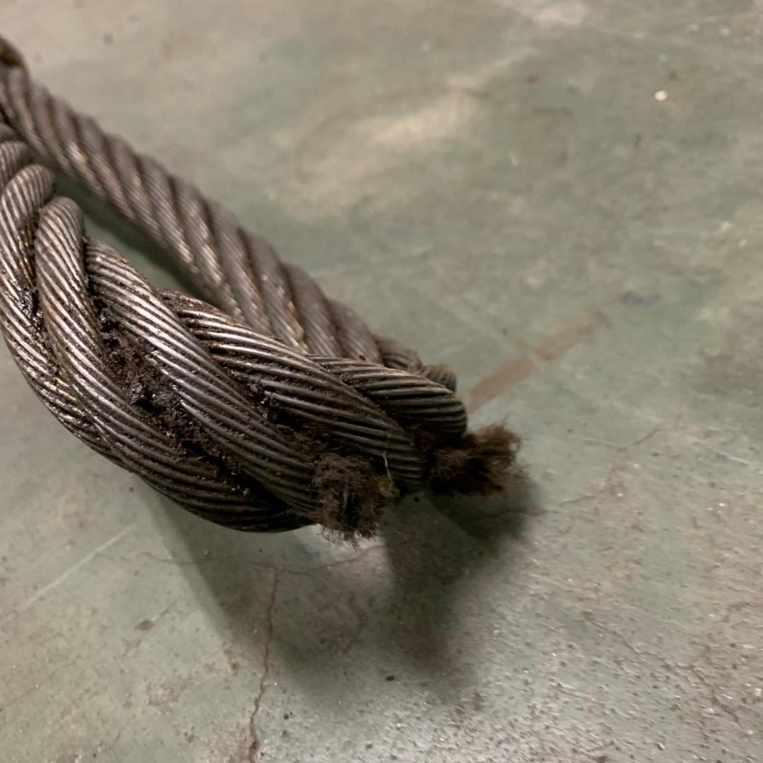 ワイヤーロープ 牽引ワイヤーロープ 玉掛け 24mm 1.6m 工事用材料