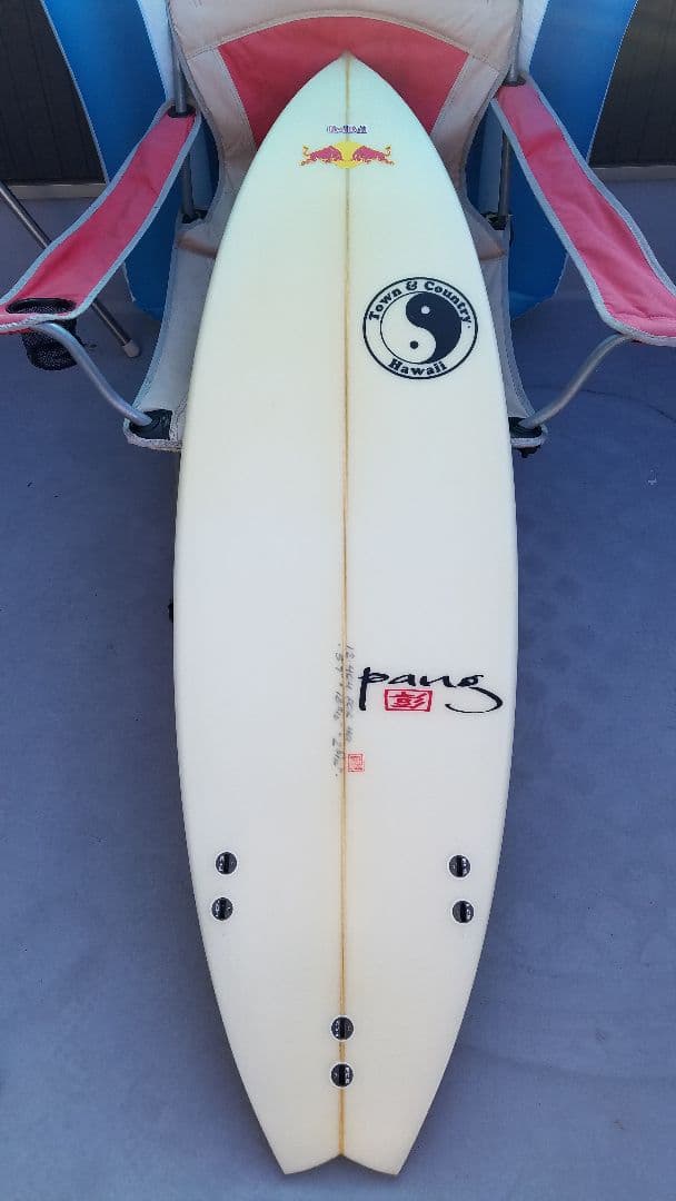 T&C サーフボード 　5.7