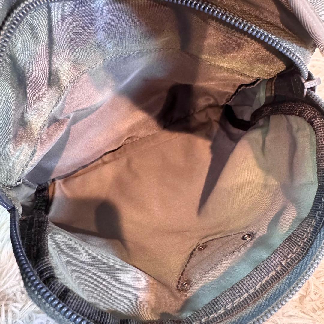 大人気✨プラダ リュック 三角プレート 巾着 バックパック カードあり グレー