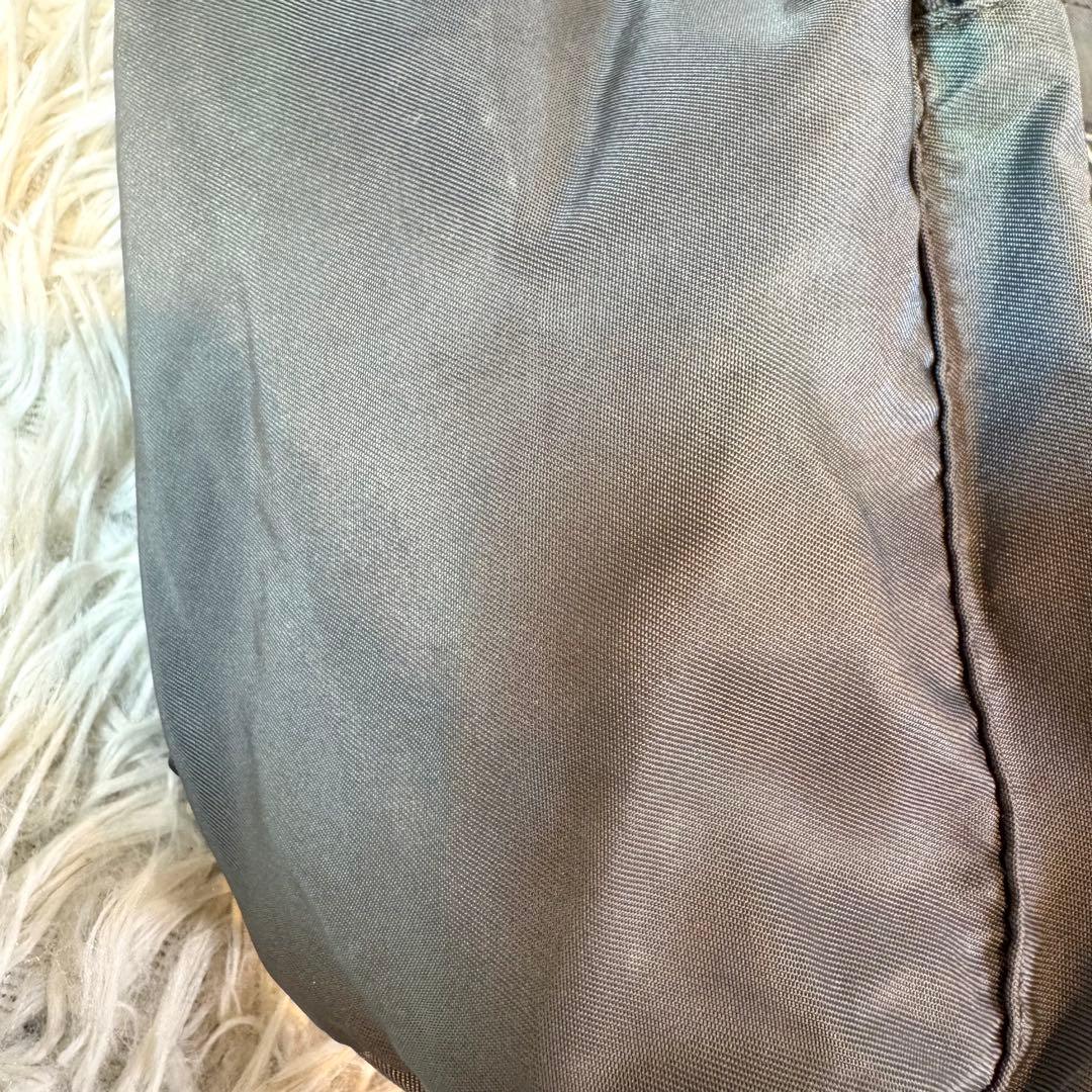 大人気✨プラダ リュック 三角プレート 巾着 バックパック カードあり グレー