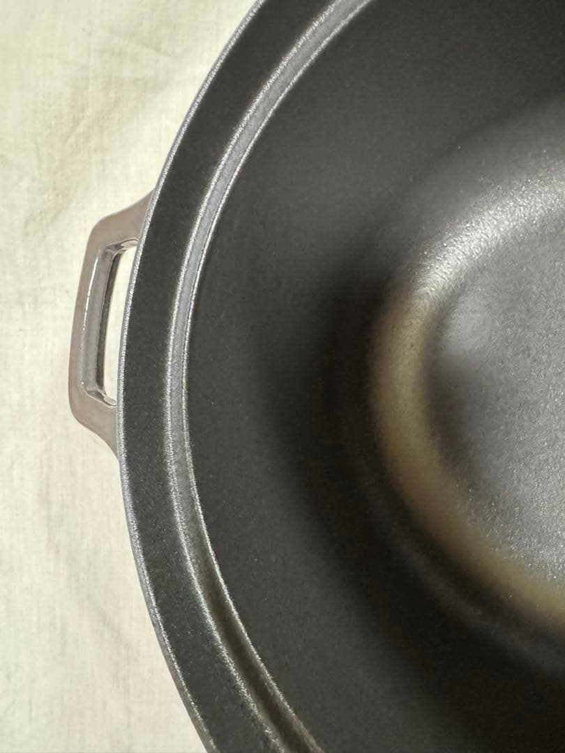 CHASSEUR 鋳鉄製 コクエル16cm キャビア CHASSEUR www.consterior.com