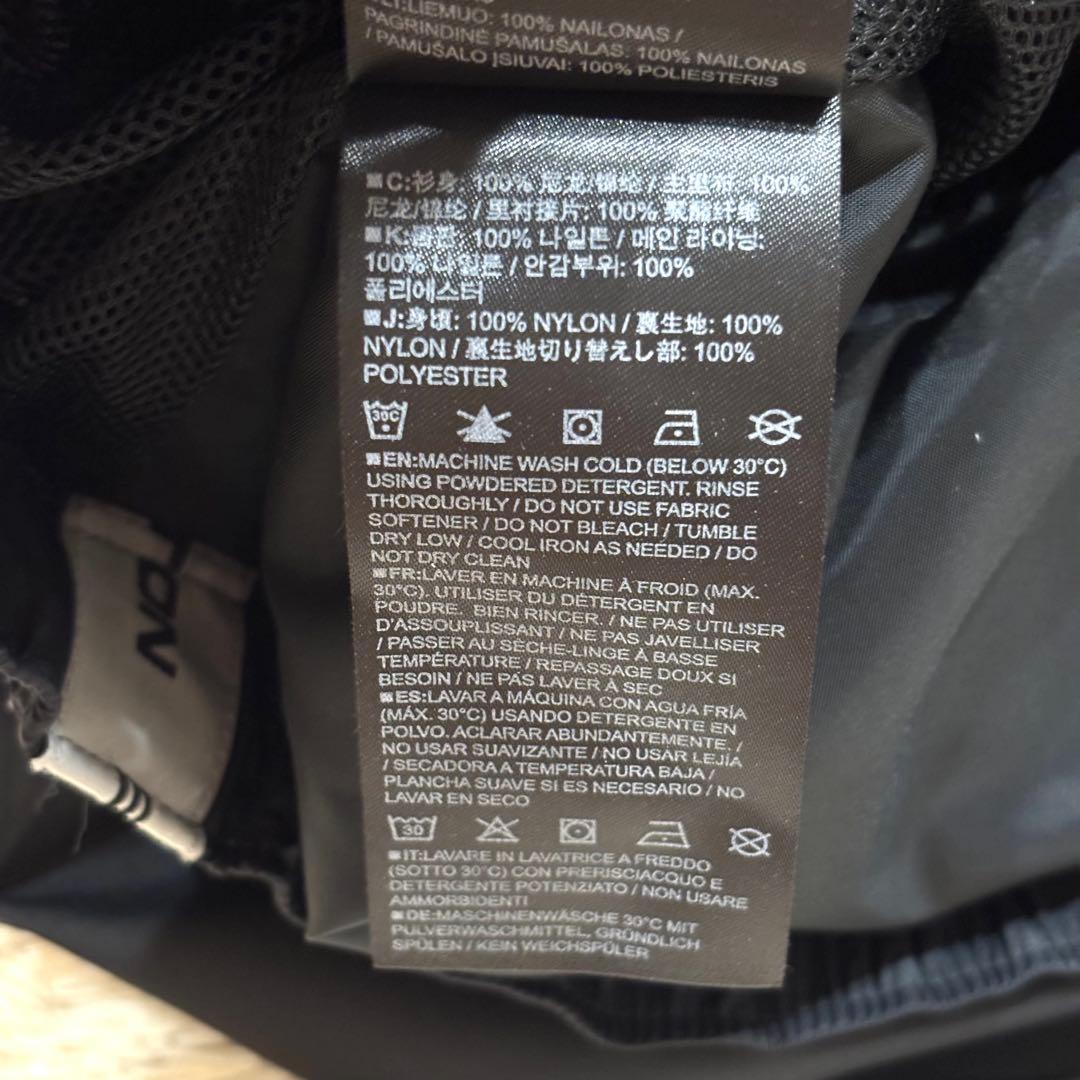 未使用級　BURTON バートン　メルターパンツ　ナイロン　ロゴテープ　ウェア