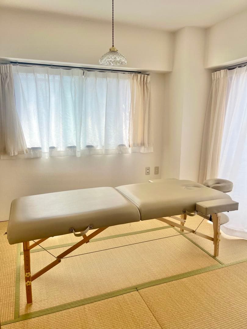 エステ✳︎マッサージベッド✳︎有孔タイプ✳︎