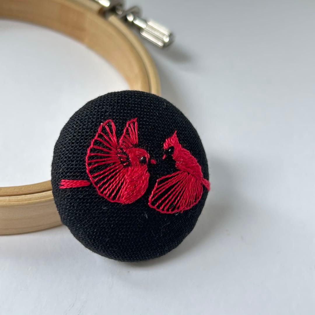 ハンドメイド刺繍ブローチ　bulaunbulaun様ご確認ページです。