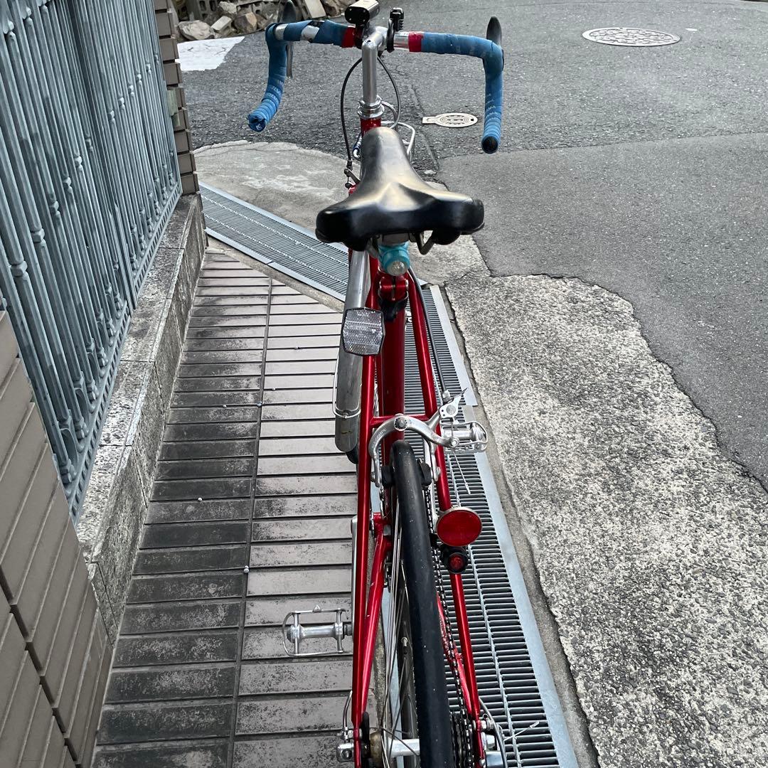 Nishiki International - レッド スポーツバイク Suntour Sprint