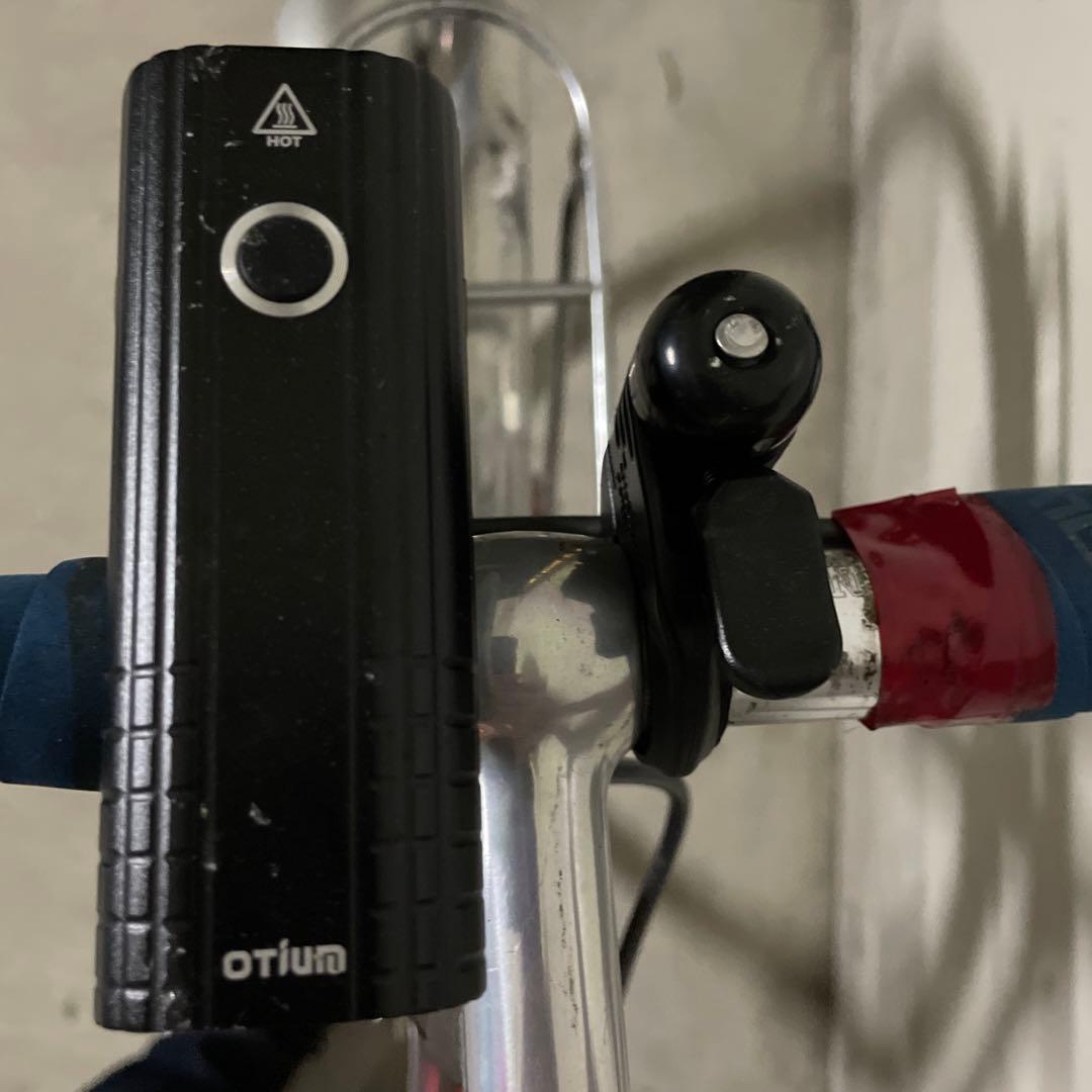 Nishiki International - レッド スポーツバイク Suntour Sprint