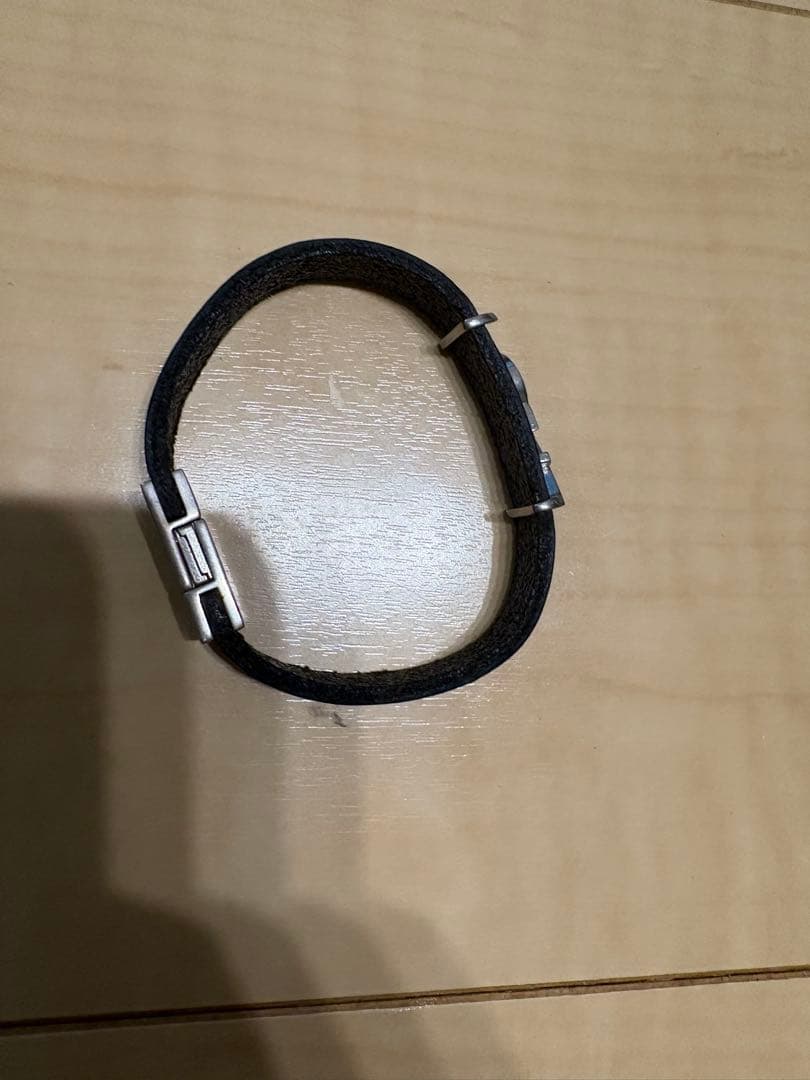 サンローラン オピウム ブレスレット ブラック カサンドラ シルバー