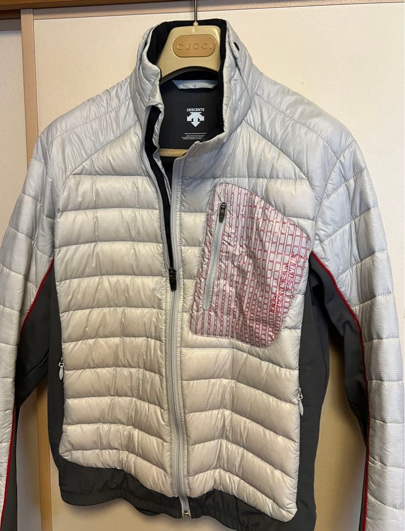 DESCENTE Hybrid-Down 美品 (着脱式フェイスマスク付)