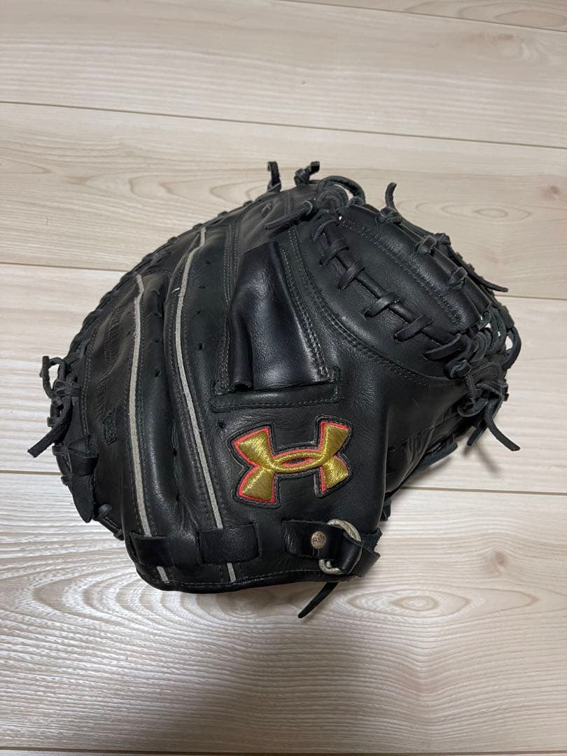 アンダーアーマー キャッチャーミット 軟式用 値下げ期間最終日