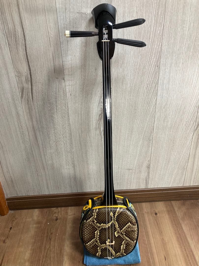 【登り竜ティーガ】沖縄三線✨本革強化張り✨訳あり