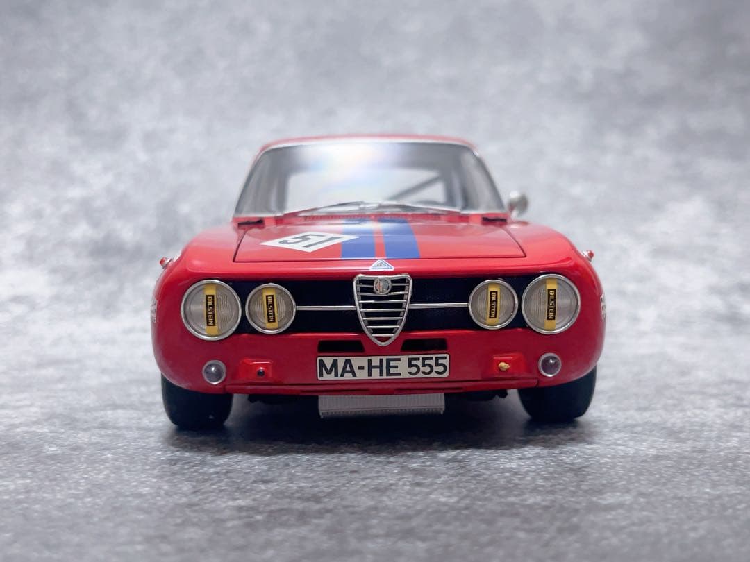 オートアート 1/18 アルファロメオ GTAm 1971 #51 DRM