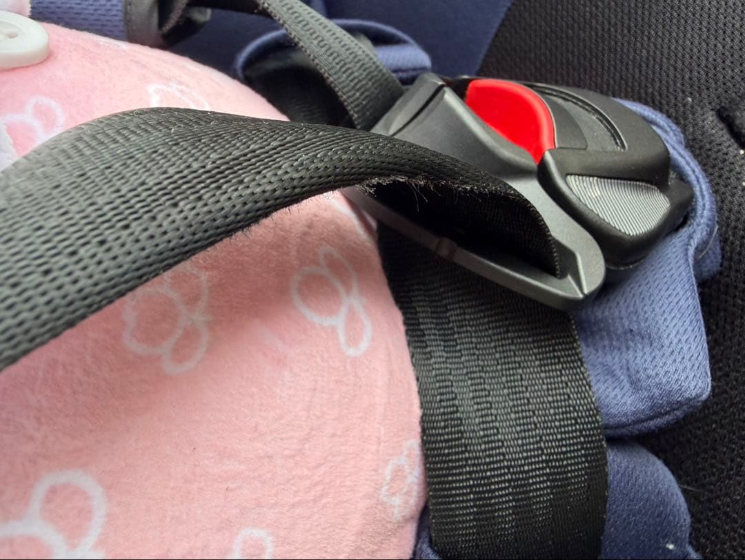 アップリカ ディアターンプラス チャイルドシート回転 フラット シートベルト固定