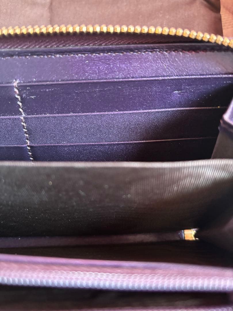 GUCCI グッチ　長財布 ラウンドファスナー　パープル