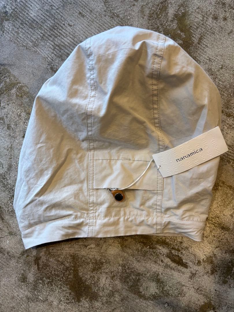 新品未使用】ナナミカ スプラッシュシェルコート L ライトベージュ