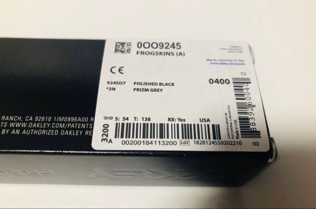 新品　未使用Oakley fragment frogskins フロッグスキン