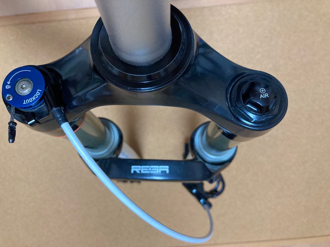 使用少ない　29インチ　ROCK SHOX REBA RL ロックショックス