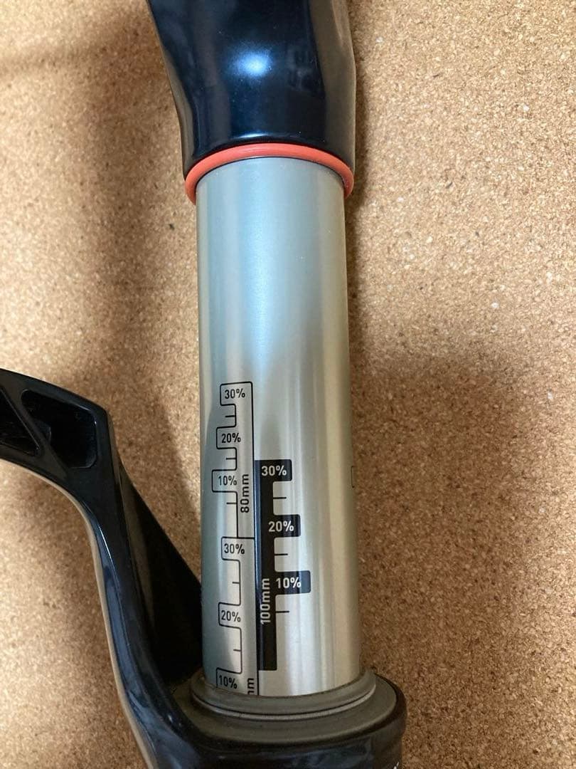 使用少ない　29インチ　ROCK SHOX REBA RL ロックショックス