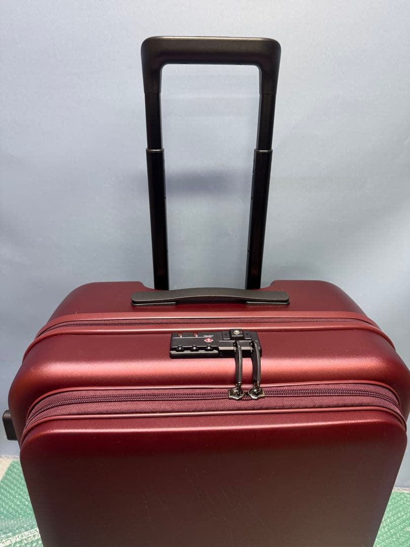 MILESTO UTILITY キャリー キャビンサイズ ストッパー付 レッド