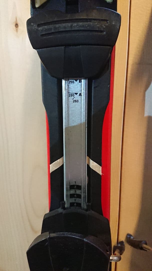 ATOMIC 159㎝ 調整範囲260～373㎜ジュニアGS アトミックスキー板