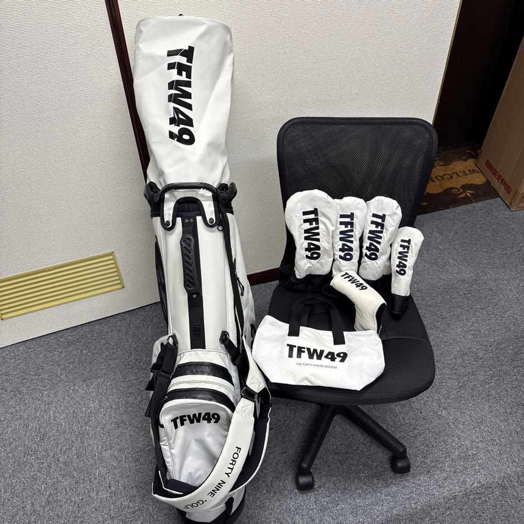 TFW49 ゴルフバッグ・ヘッドカバーセット