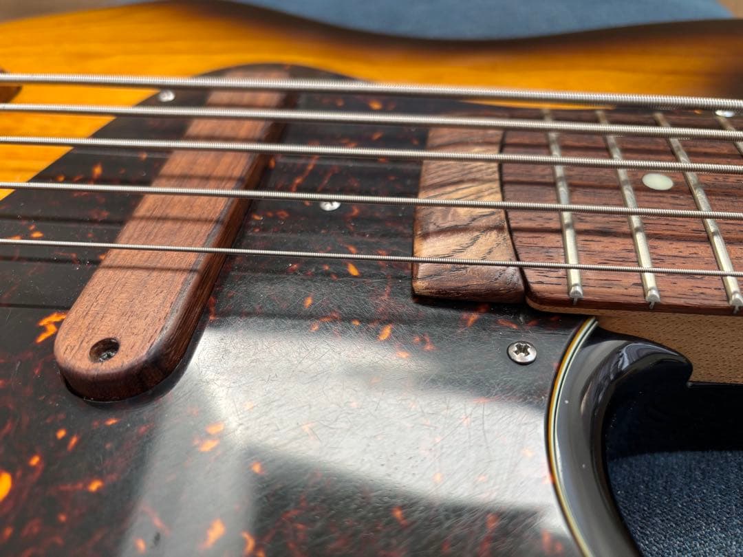 xotic xj-1T 5st サンバースト HRI