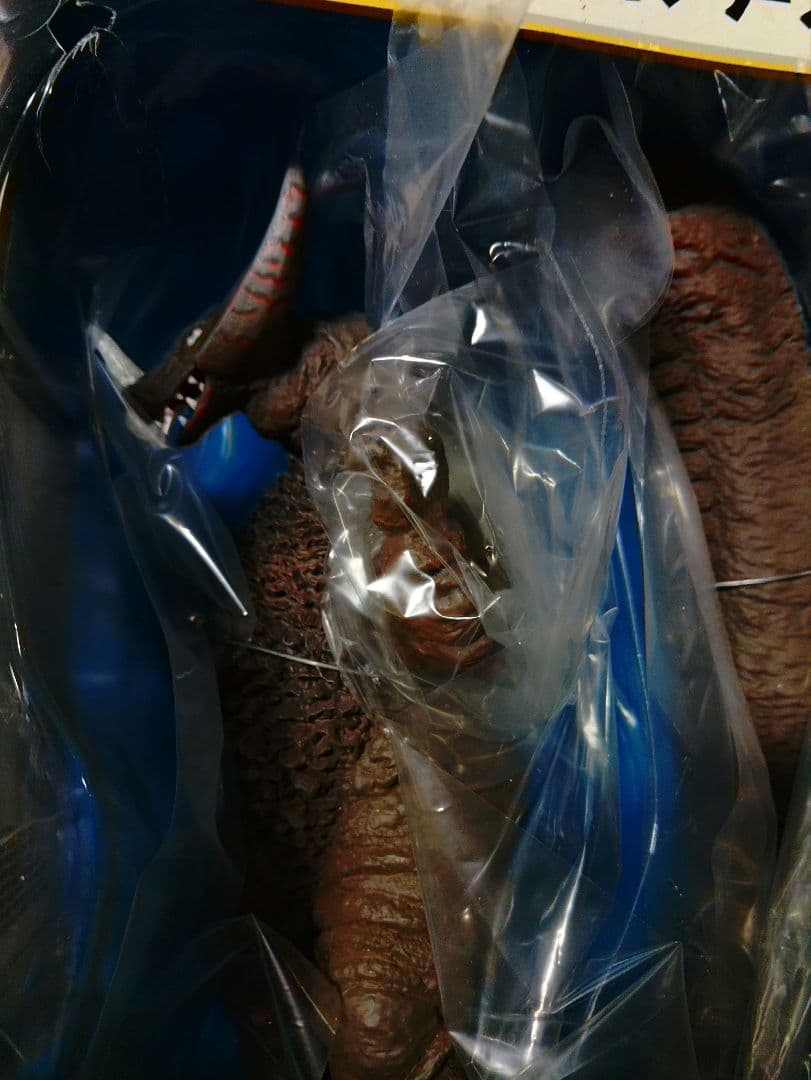 本体未使用エクスプラスウルトラ大怪獣シリーズ　ゴモラ（reborn）少年リック