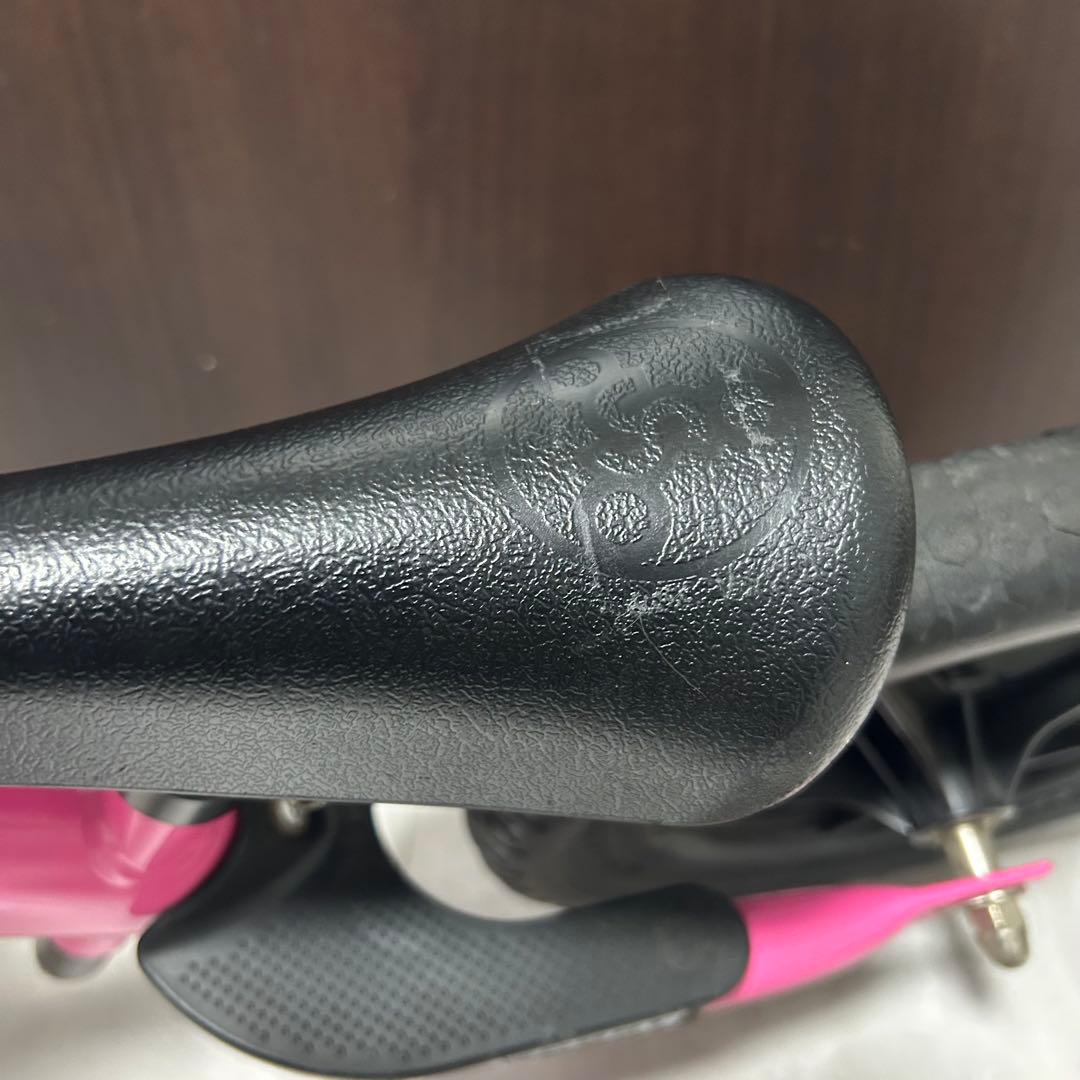 【美品】ストライダー スポーツモデル ブラック 12型　 バランスバイク ピンク