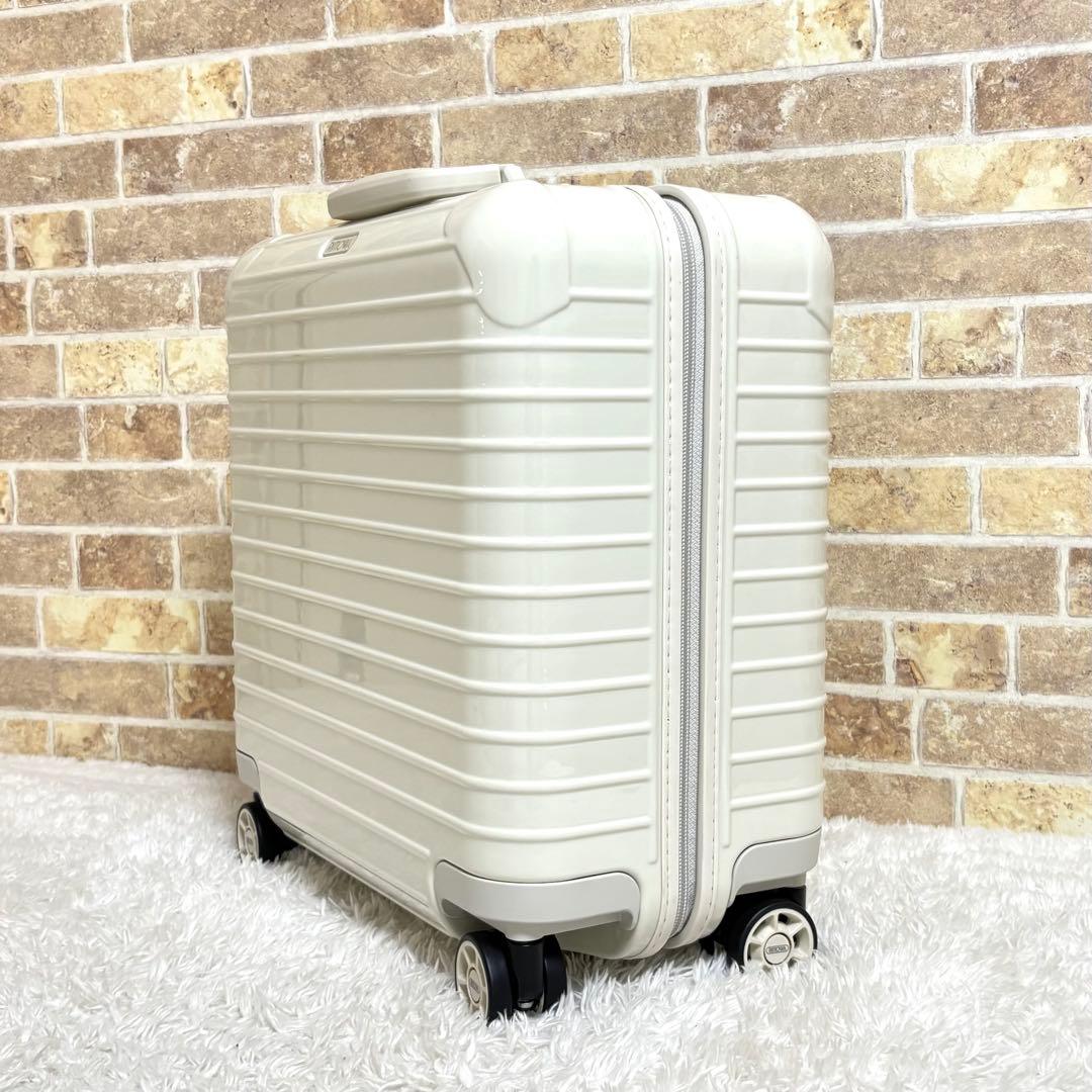 【未使用】 リモワ ユナイテッドアローズ スーツケース ４輪 エクリュ 29L