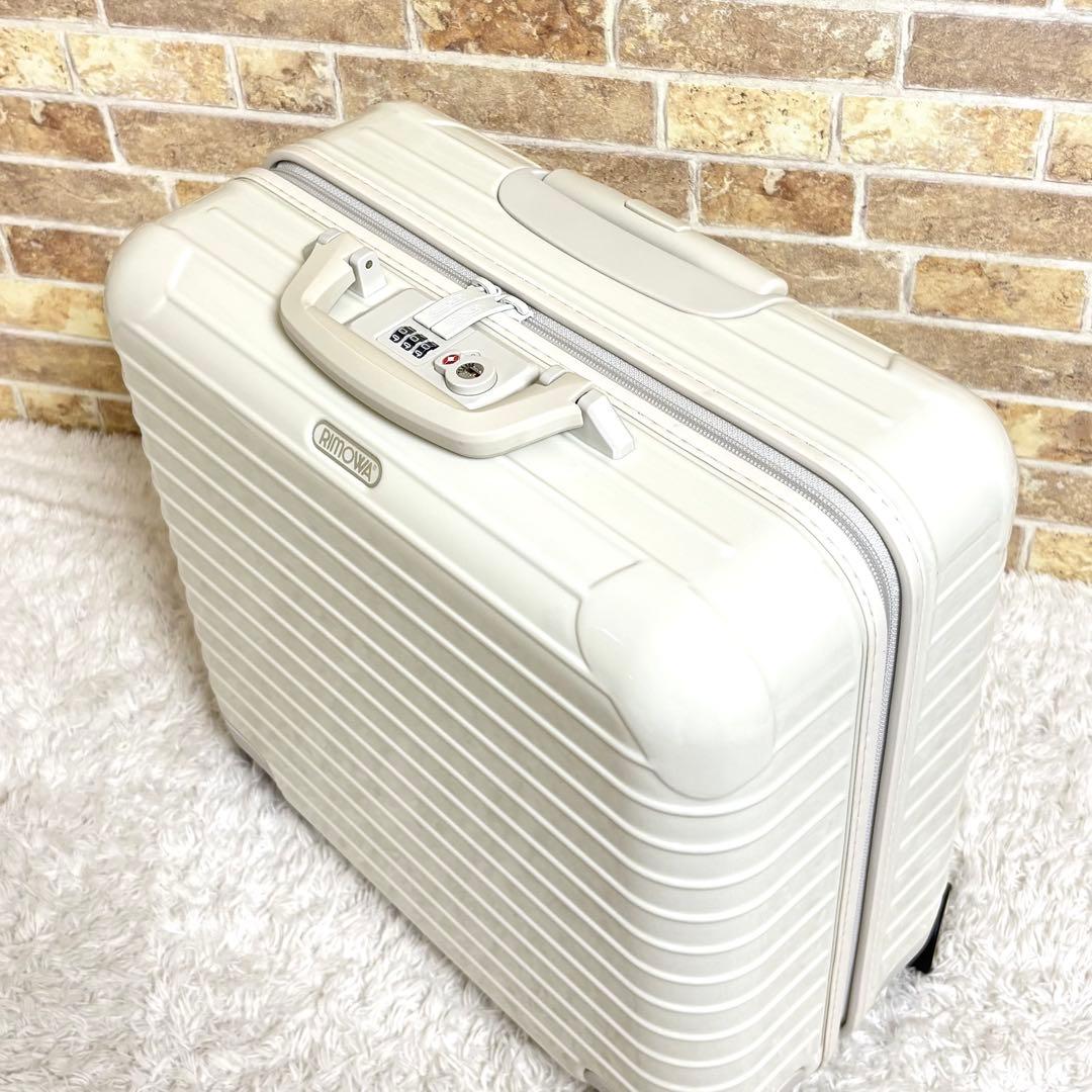 【未使用】 リモワ ユナイテッドアローズ スーツケース ４輪 エクリュ 29L