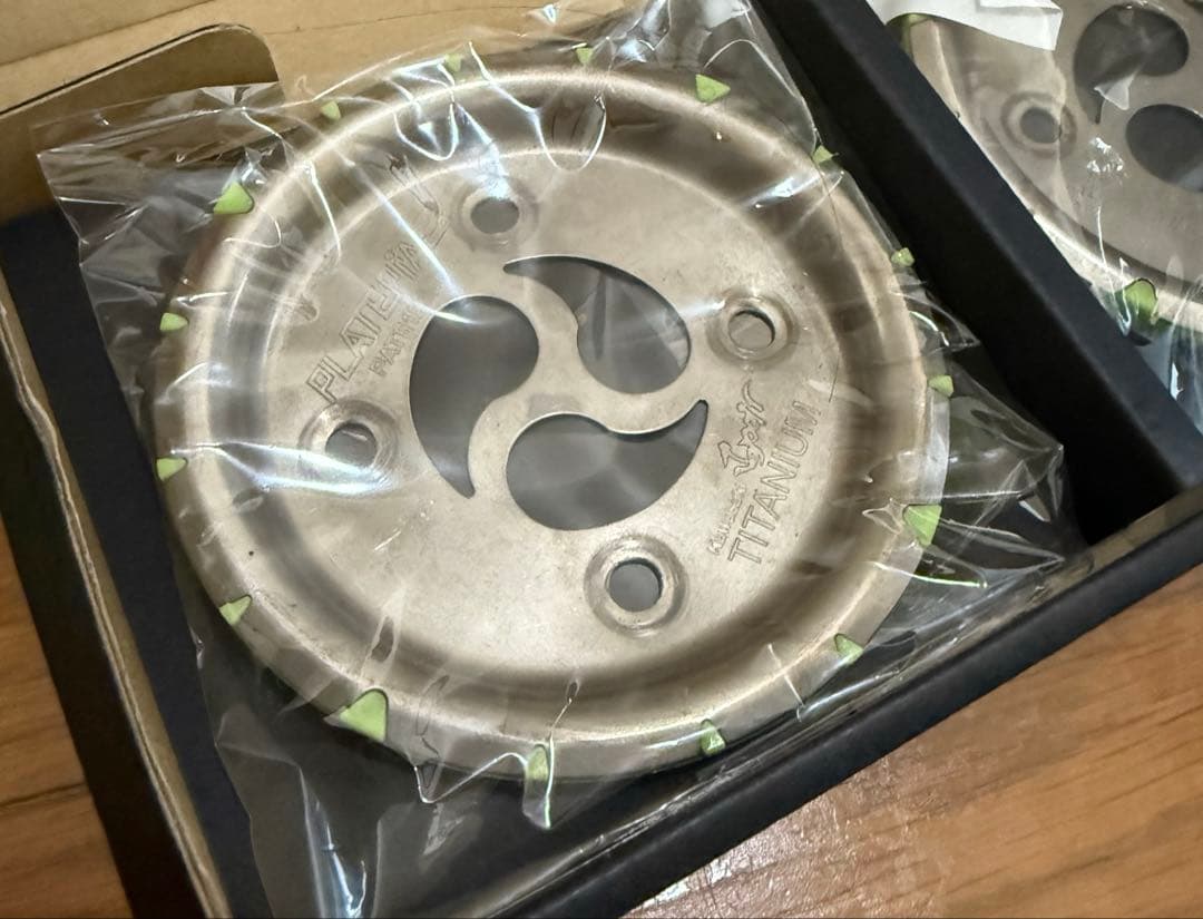 PLATEPiA プレートピア　flux クロック