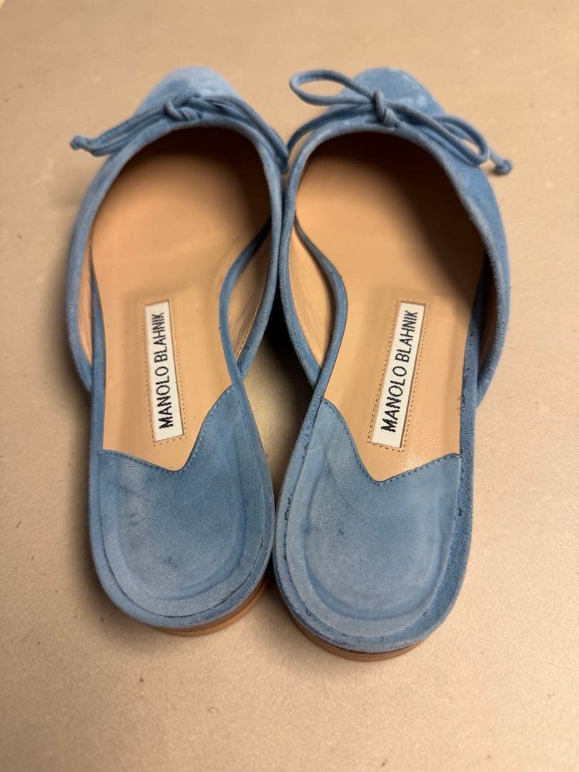 K*A様 MANOLO BLAHNIK ブルー スエード ミュール