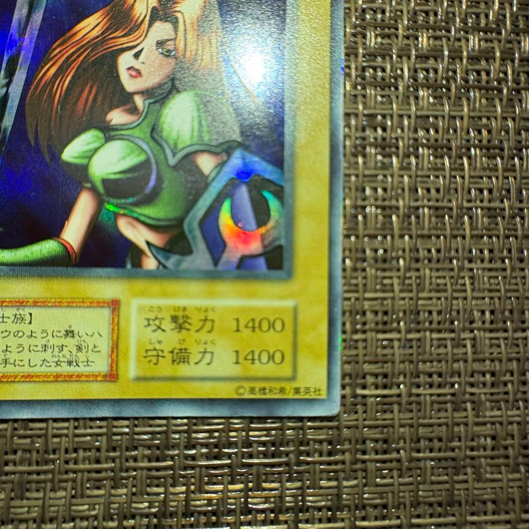 遊戯王コレクター　遊戯王　女剣士カナン　初期ウルトラレア