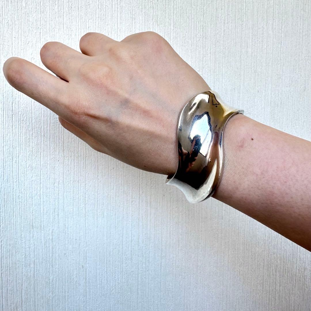 ヴィンテージ！Silver Wavy Cuff ブレスレット